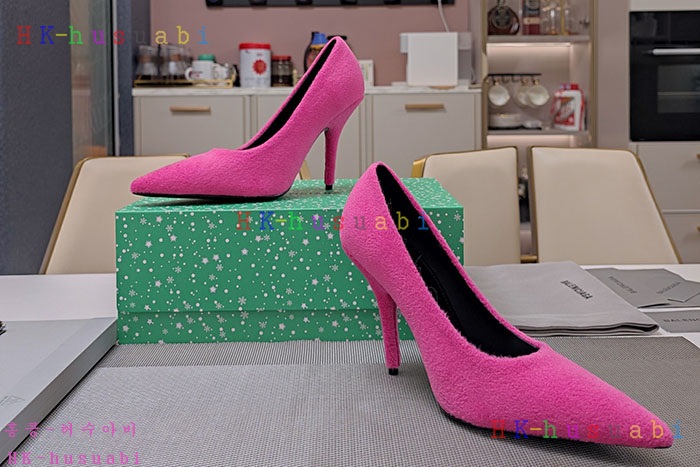 NEW 발렌시아가 신발 신상 B 659011