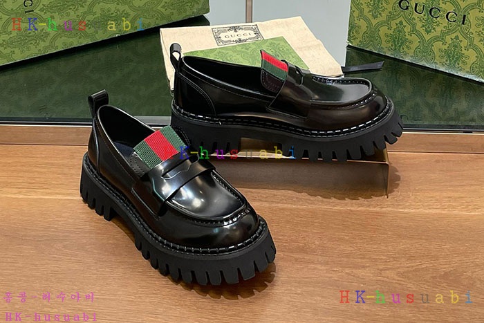 NEW 구찌 로퍼 신상 G 582118