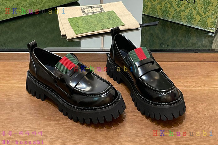 NEW 구찌 로퍼 신상 G 582118