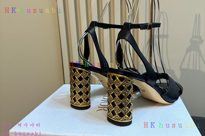 NEW 디올 신발 신상 DR 4987715