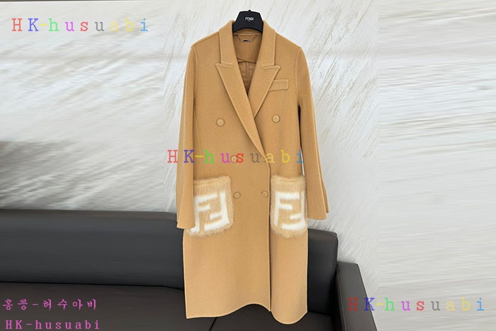 NEW 펜디 가죽코트 신상 FD 411705