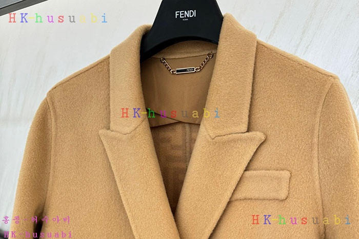 NEW 펜디 가죽코트 신상 FD 411705
