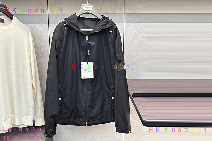 NEW 몽클레어  바람막이 자켓 신상 M 2070400