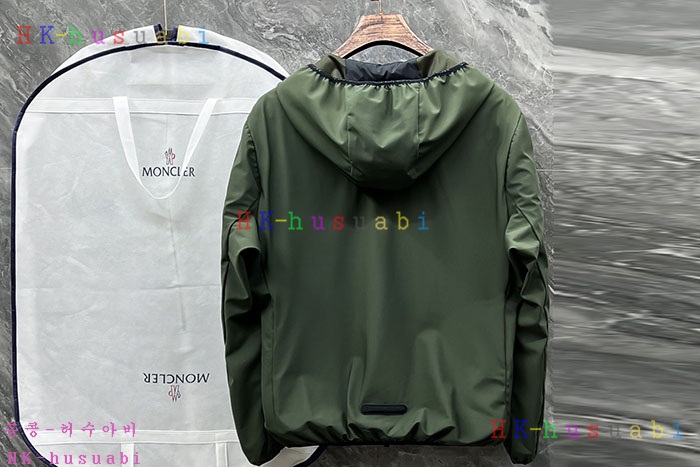 NEW 몽클레어  패딩자켓 신상 M 2070404