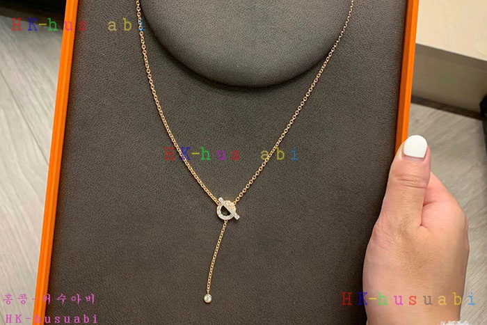 NEW 에르메스 목걸이 신상 H 582229