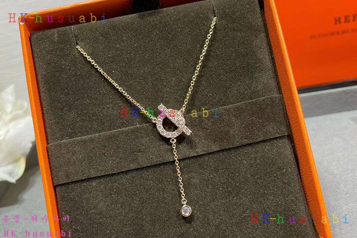 NEW 에르메스 목걸이 신상 H 582229