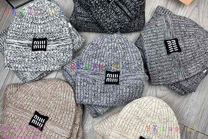 NEW 미우미우 모자 머플러 신상 MU 4788018