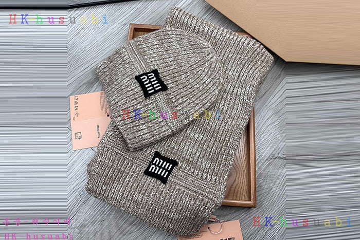 NEW 미우미우 모자 머플러 신상 MU 4788018