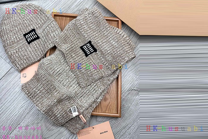 NEW 미우미우 모자 머플러 신상 MU 4788018