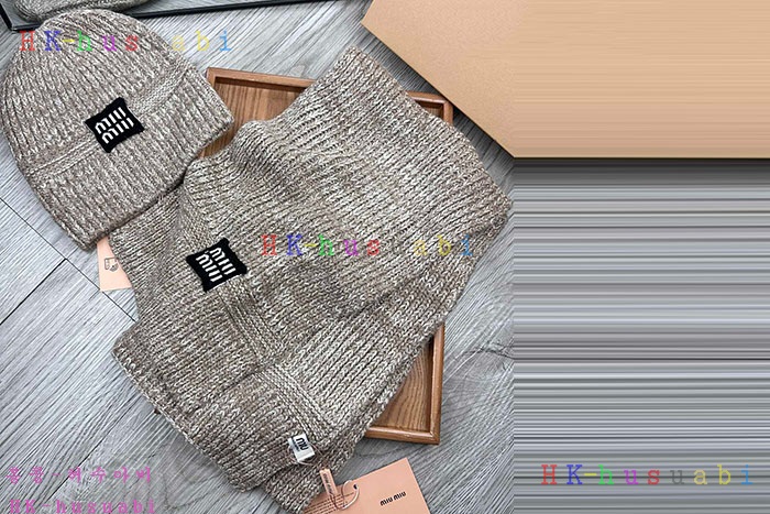 NEW 미우미우 모자 머플러 신상 MU 4788018