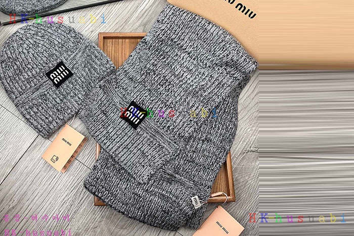 NEW 미우미우 모자 머플러 신상 MU 4788019