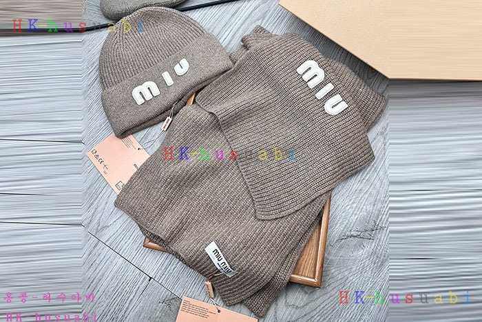 NEW 미우미우 모자 머플러 신상 MU 4788022