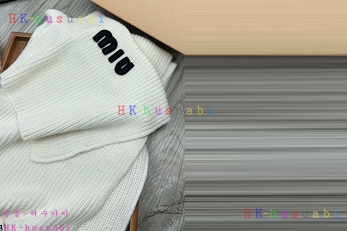 NEW 미우미우 모자 머플러 신상 MU 4788026