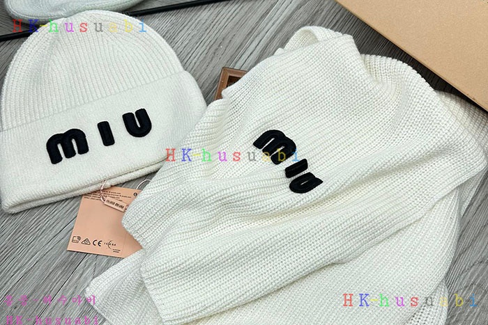 NEW 미우미우 모자 머플러 신상 MU 4788026