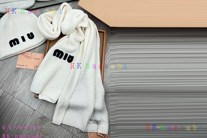 NEW 미우미우 모자 머플러 신상 MU 4788026