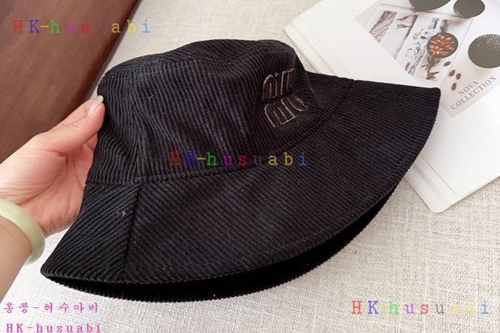 NEW 미우미우 모자  신상 MU 4788028