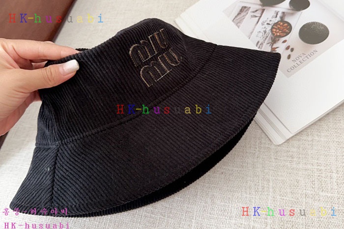 NEW 미우미우 모자  신상 MU 4788028
