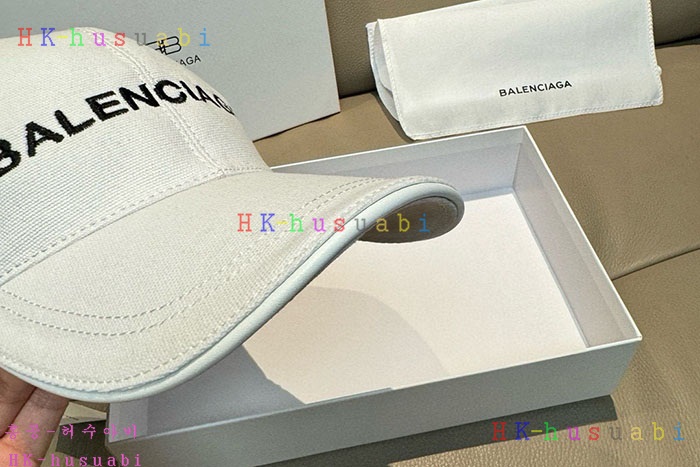 NEW 발렌시아가 모자 신상 B 9570402