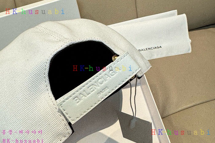 NEW 발렌시아가 모자 신상 B 9570402