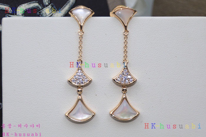 NEW 불가리 귀걸이 신상 B 6640101