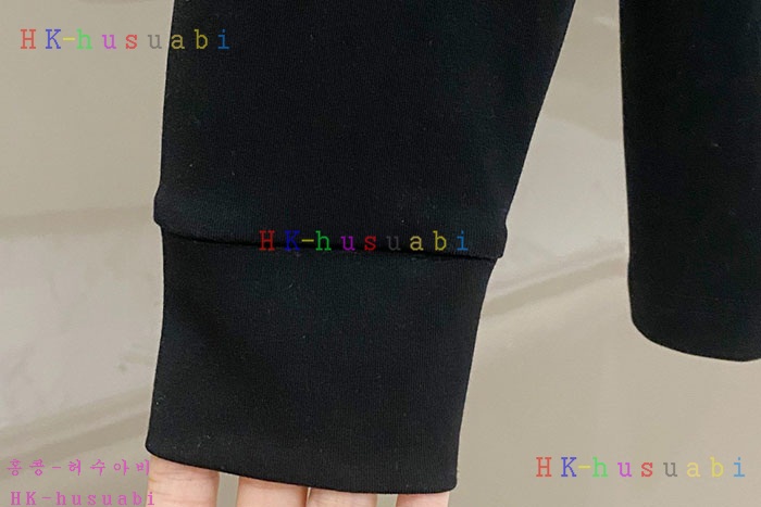 NEW 프라다 긴팔티 신상 P 4475039