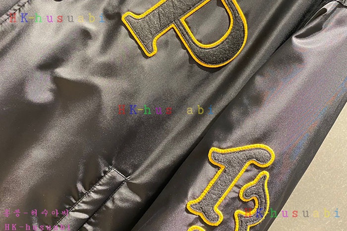 NEW 프라다 자켓 신상 P 4475018