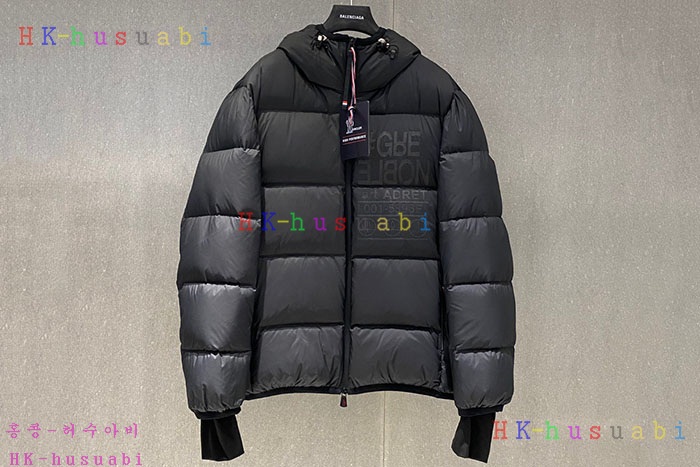 NEW 몽클레어 패딩 신상 M 748080