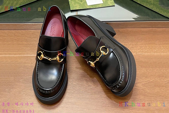 NEW 구찌 구두 신상 G 582136