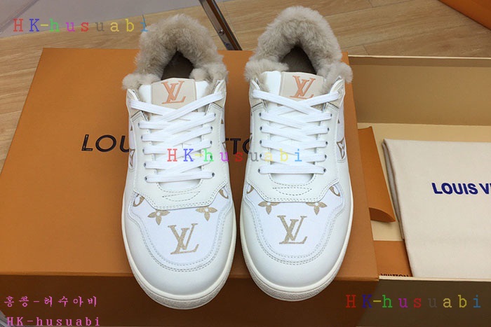 NEW 루이비통 스니커즈 신상 LV 4658011