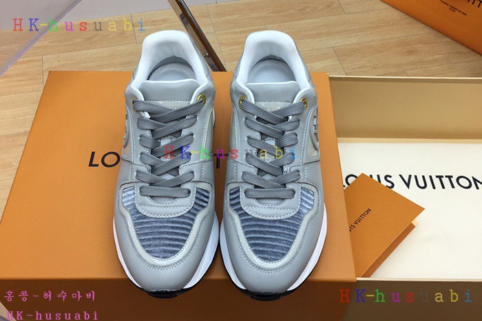 NEW 루이비통 스니커즈 신상 LV 4658018