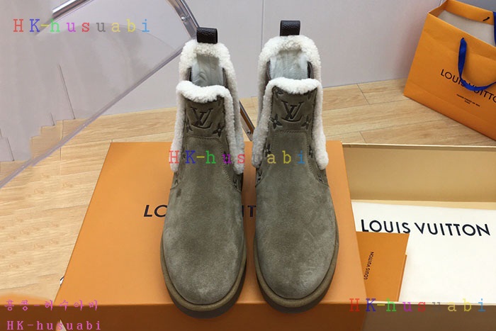 NEW 루이비통 부츠 신상 LV 4658028