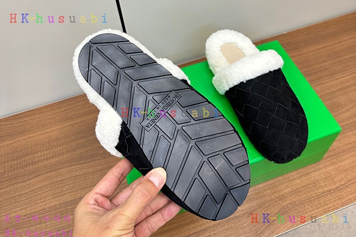 NEW 보테가베네타 슬리퍼  BV 788819
