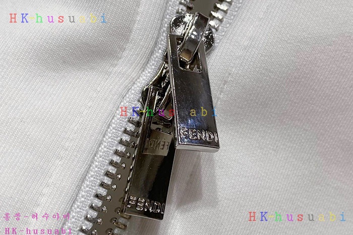 NEW 펜디 후드집업 신상 FD 9680400