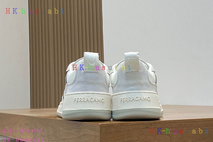 NEW 페라가모 스니커즈 신상 F 7470042