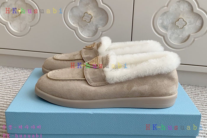 NEW 프라다 신발 신상 P 252502