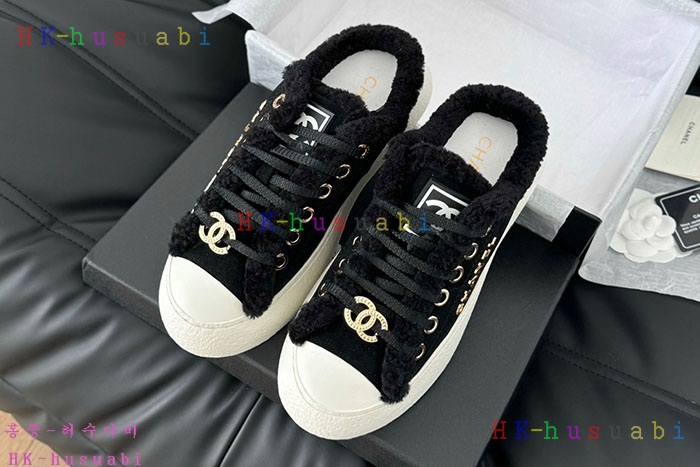 NEW 샤넬 스니커즈 신상 C 228126