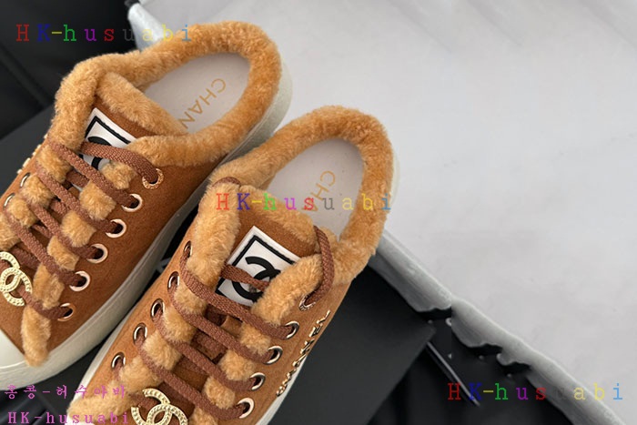 NEW 샤넬 스니커즈 신상 C 228131