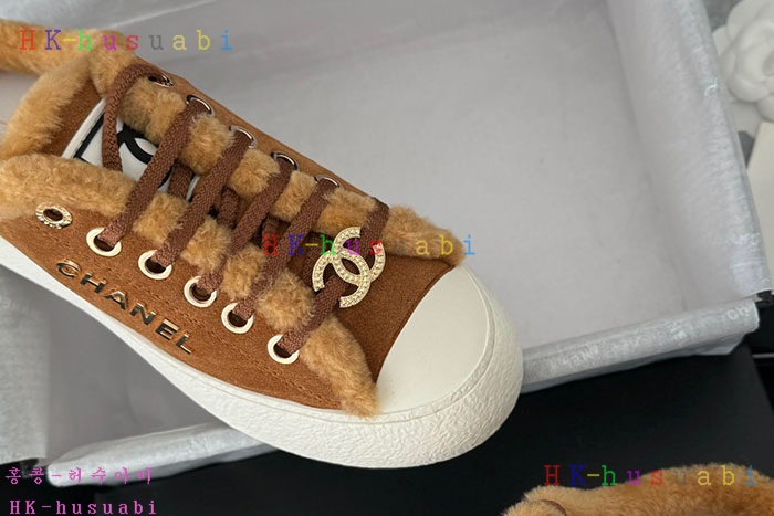 NEW 샤넬 스니커즈 신상 C 228131