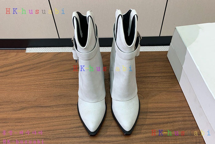 NEW 지방시 부츠 신상 GV 690090