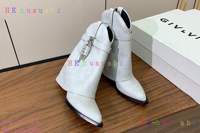 NEW 지방시 부츠 신상 GV 690090