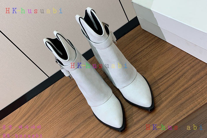 NEW 지방시 부츠 신상 GV 690090