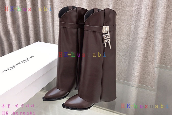 NEW 지방시 부츠 신상 GV 690104