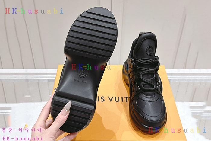 NEW 루이비통 신발 신상 LV 599010