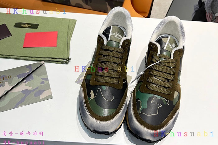 NEW 발렌티노 스니커즈 신상 V 933333