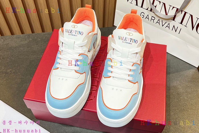 NEW 발렌티노 스니커즈 신상 V 447010