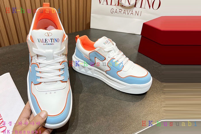 NEW 발렌티노 스니커즈 신상 V 447010