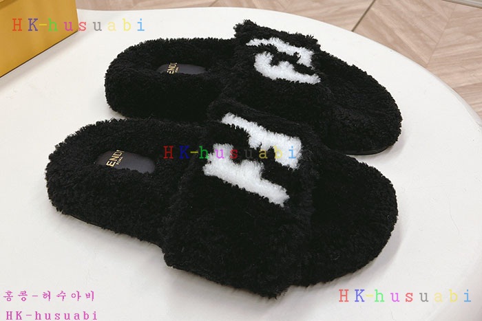NEW 펜디 신발 신상 F 669017