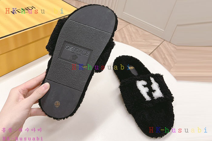 NEW 펜디 신발 신상 F 669017