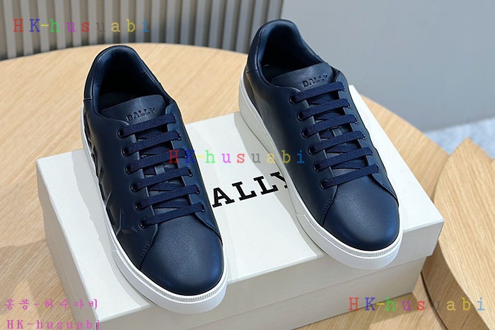 NEW 발리 스니커즈 신상 B 558604
