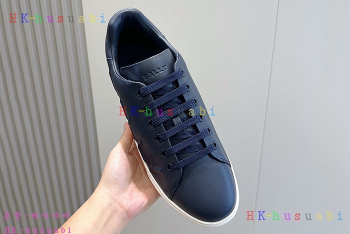 NEW 발리 스니커즈 신상 B 558604